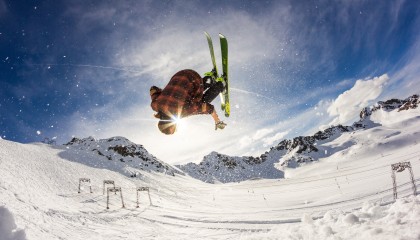 开云app下载中心-CBA外援首次亮相 引发球迷高度关注，cba外援规则变化历史